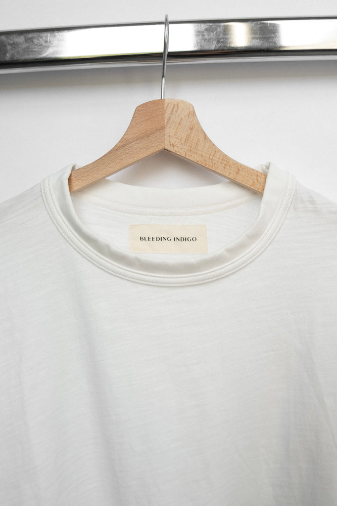 
                  
                    SLUB T-SHIRT WHITE
                  
                
