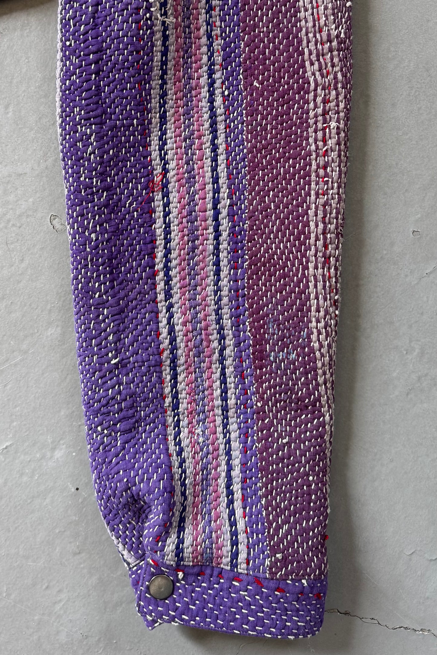
                  
                    KANTHA RAGLAN JACKET
                  
                