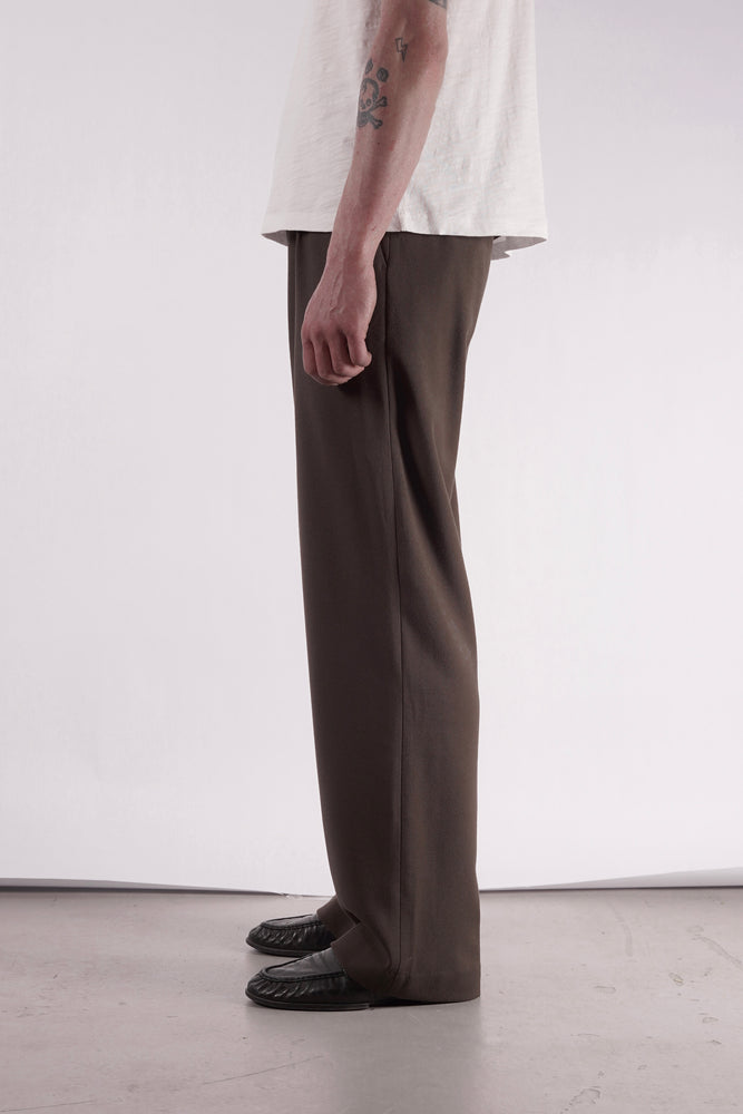 
                  
                    LEWIS TROUSERS WALNUT
                  
                