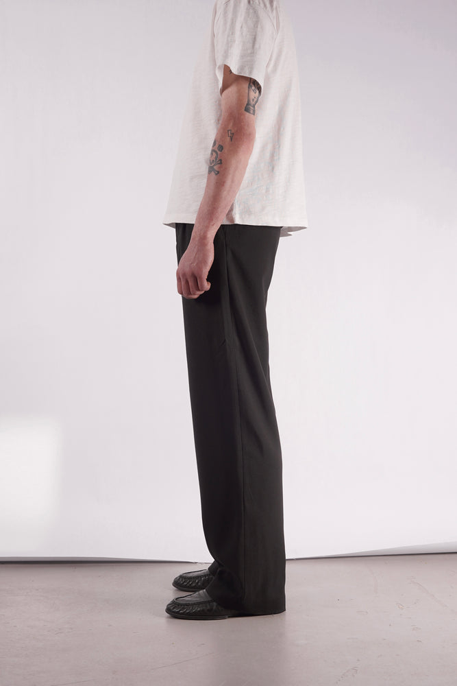 
                  
                    LEWIS TROUSERS BLACK
                  
                