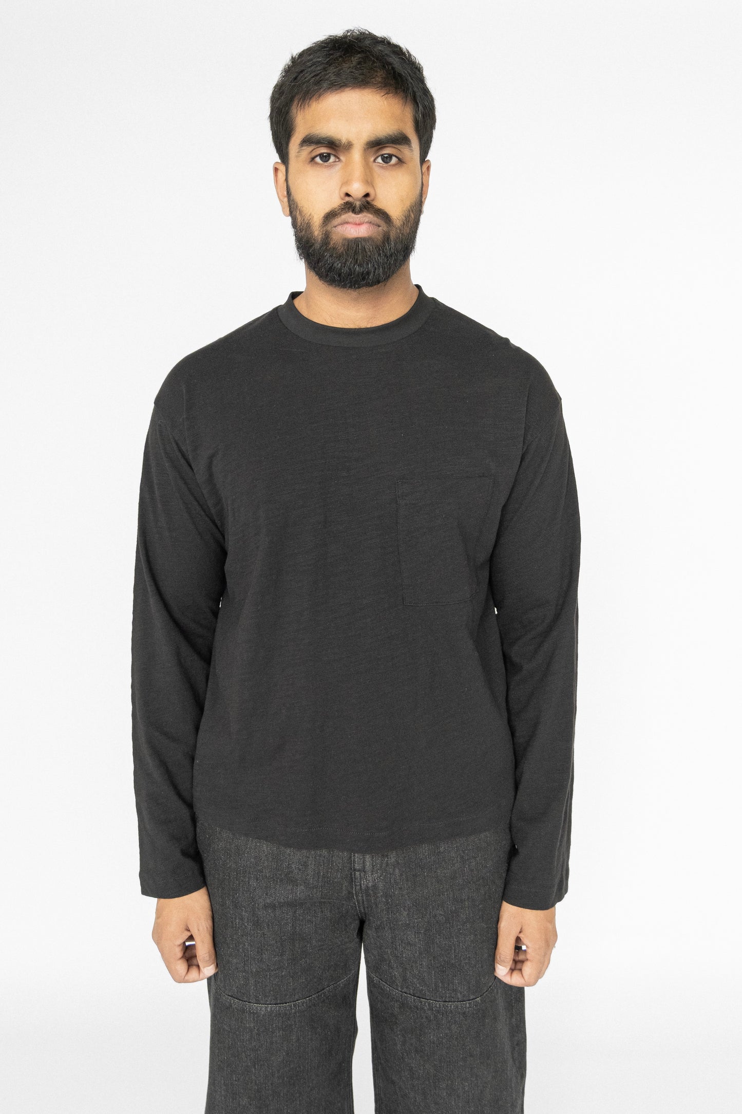 
                  
                    SLUB LONG SLEEVE T-SHIRT BLACK
                  
                