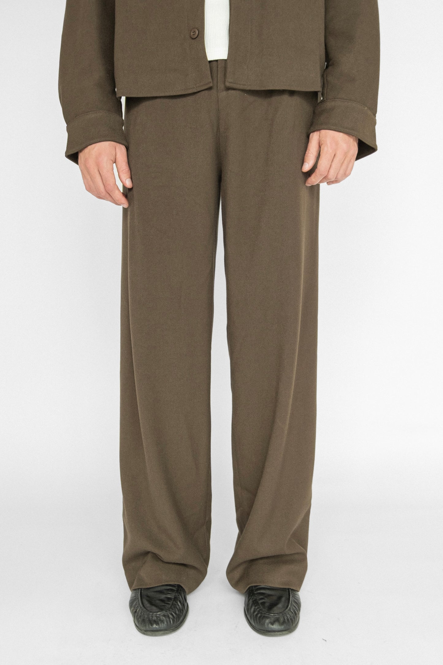 
                  
                    LEWIS TROUSERS WALNUT €220 NOW €120
                  
                