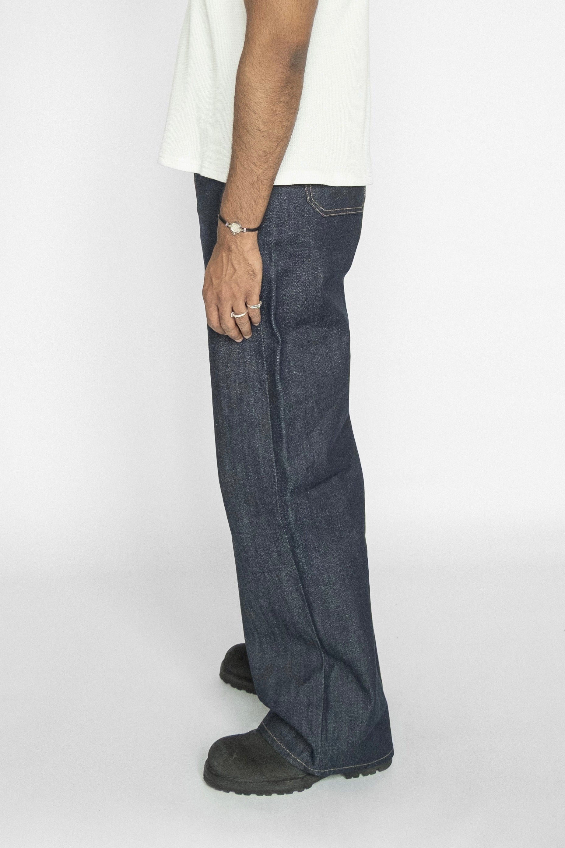 MORGAN SELVEDGE WIDE FIT JEANS INDIGO – BLEEDING INDIGO