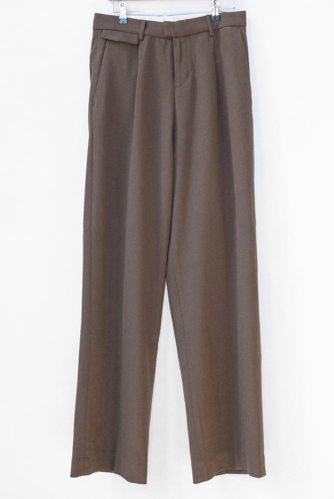 
                  
                    LEWIS TROUSERS WALNUT €220 NOW €120
                  
                