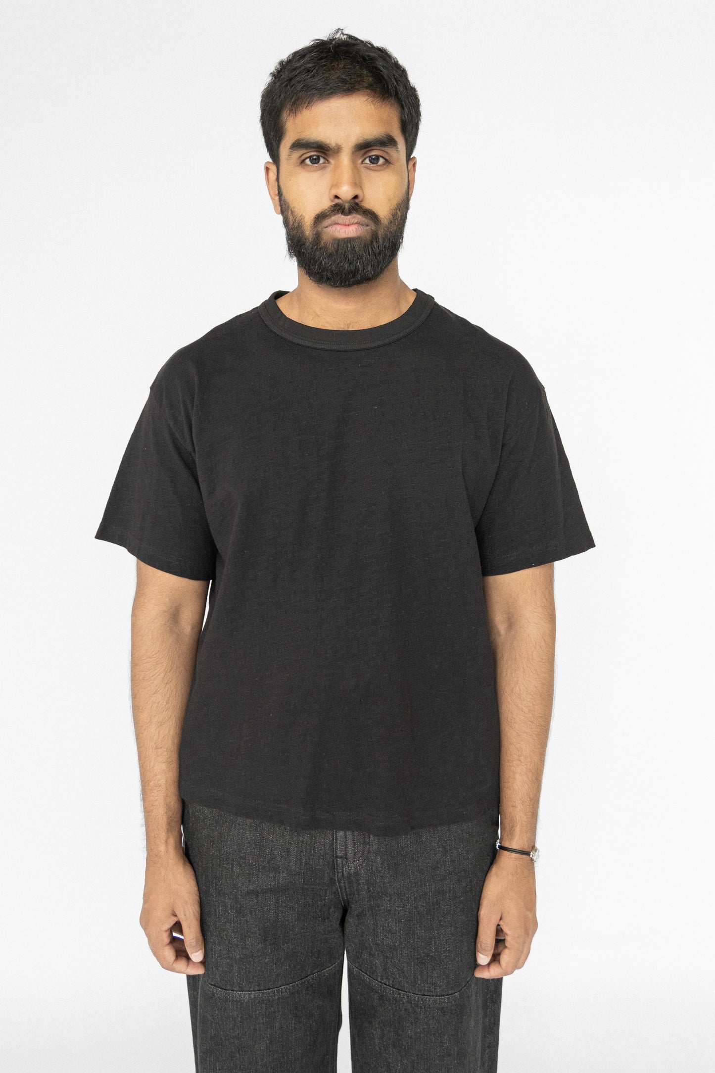 
                  
                    SLUB T-SHIRT BLACK
                  
                