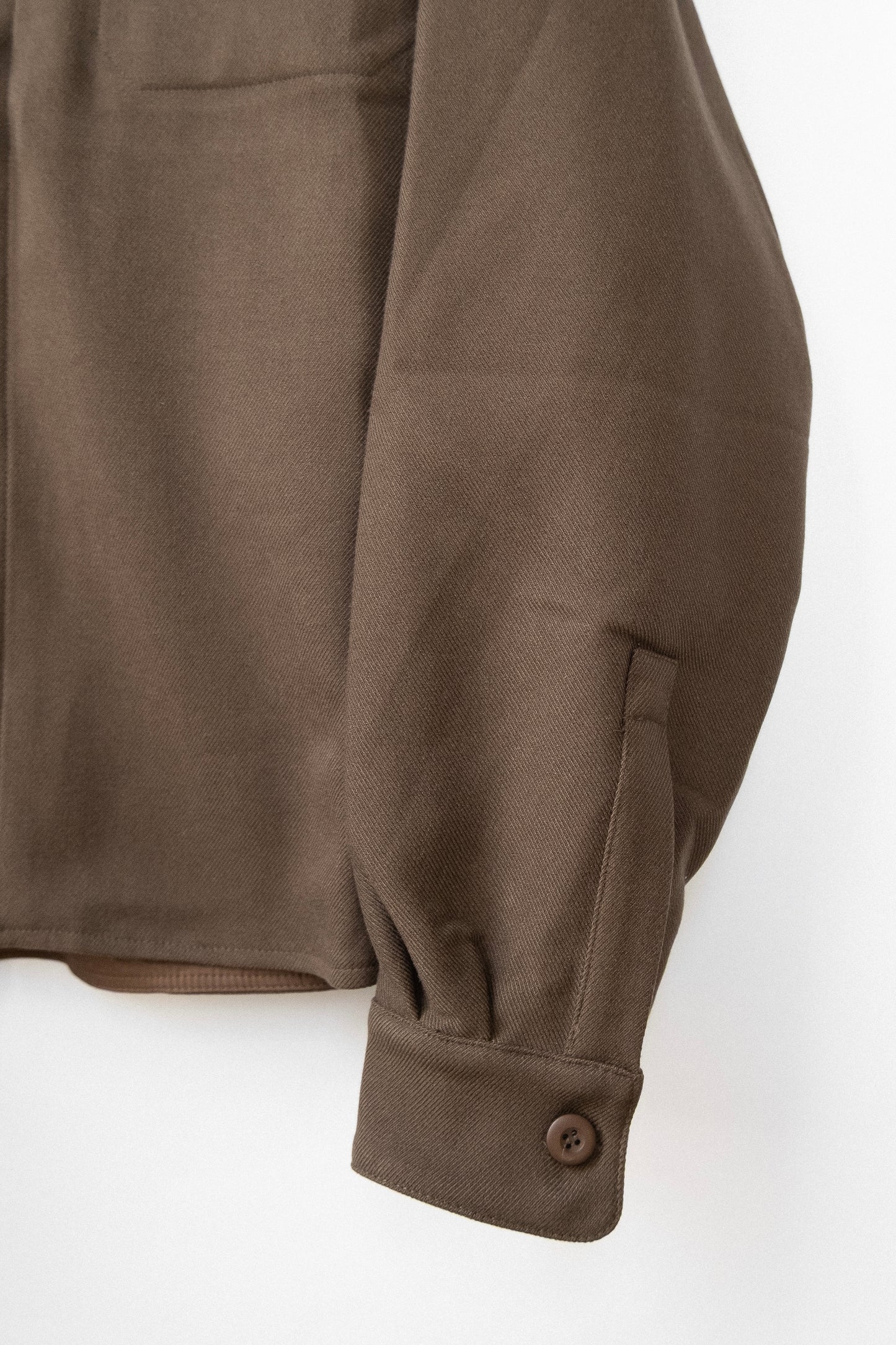 
                  
                    LEWIS OVERSHIRT WALNUT €250 NOW €150
                  
                