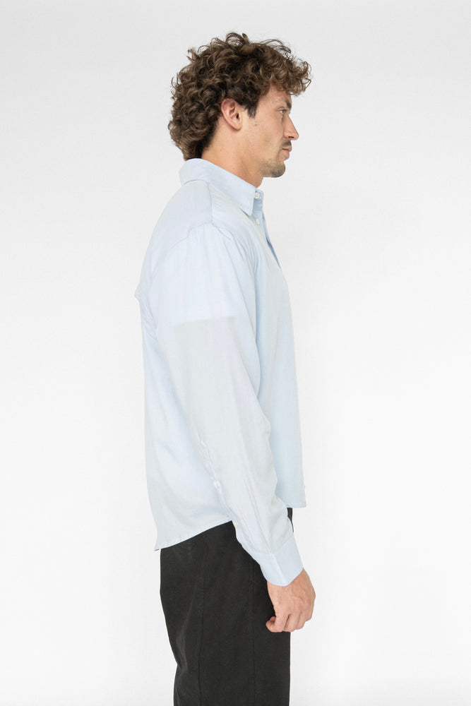 
                  
                    ELI TENCEL SHIRT BLUE
                  
                