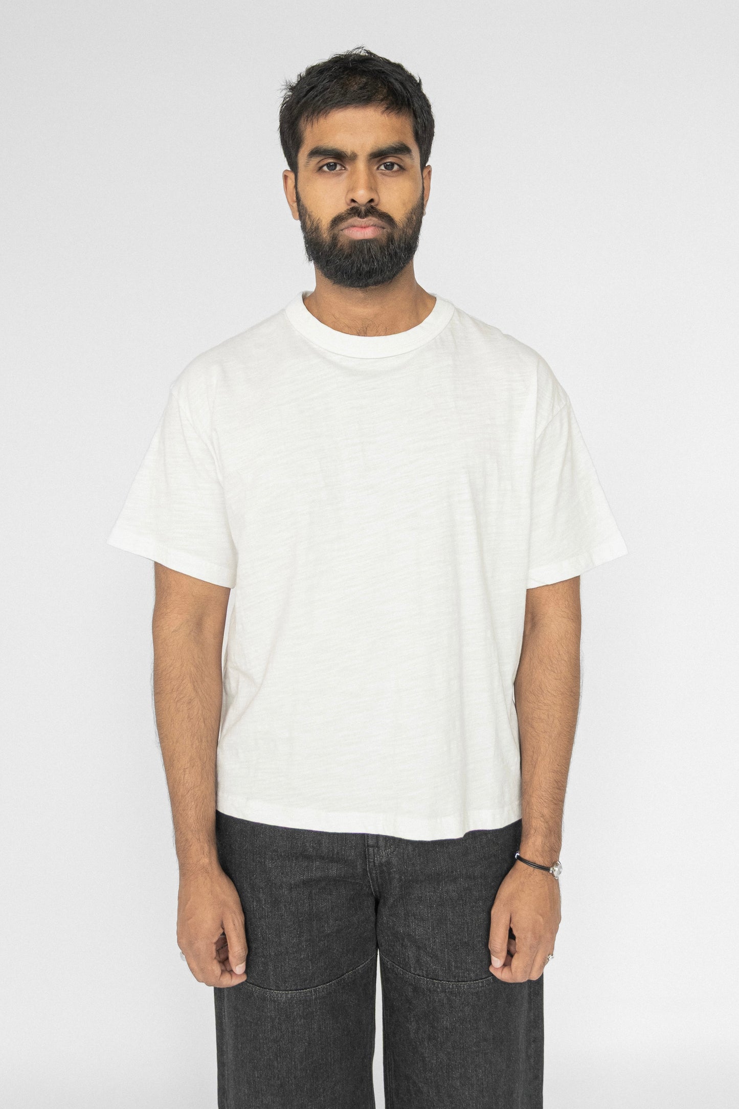 
                  
                    SLUB T-SHIRT WHITE
                  
                