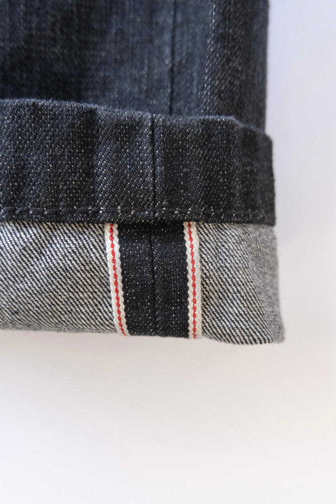 
                  
                    CORNELL SELVEDGE JEANS BLACK
                  
                