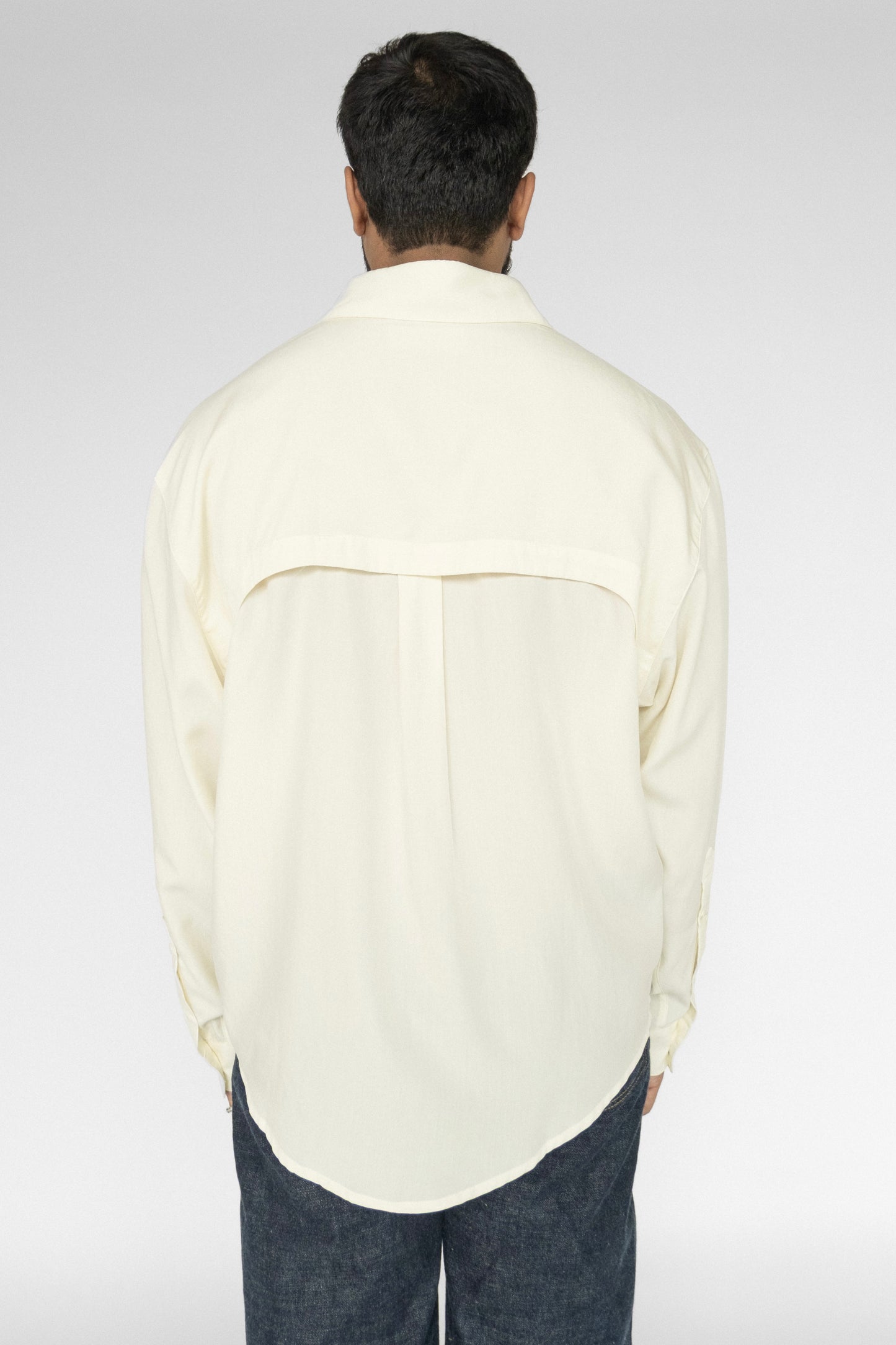 
                  
                    ELI TENCEL SHIRT OFF-WHITE
                  
                