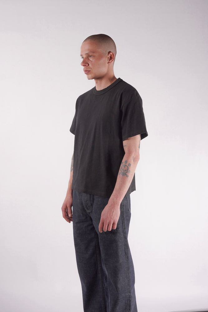 
                  
                    SLUB T-SHIRT BLACK
                  
                