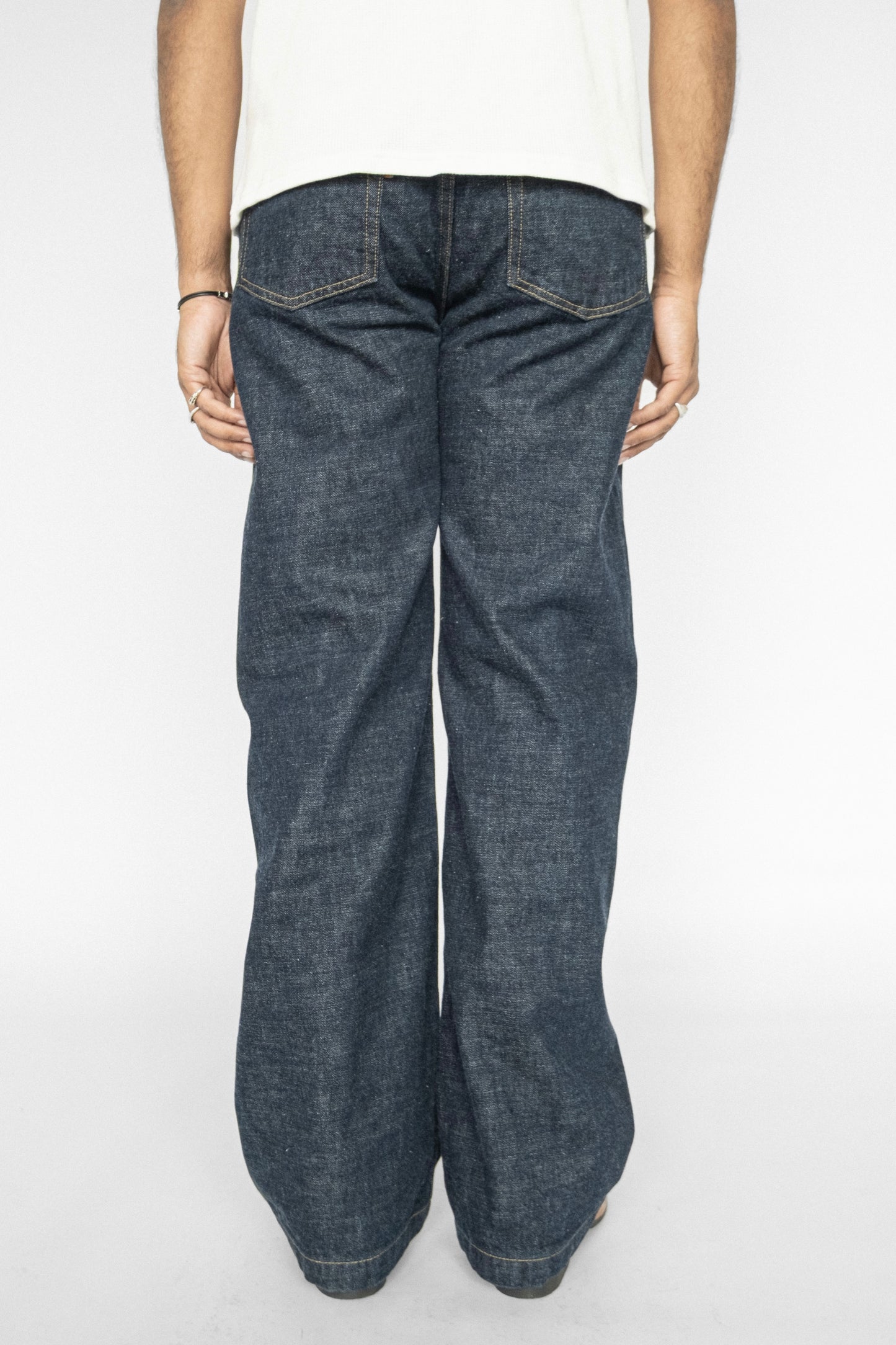 
                  
                    CORNELL SELVEDGE JEANS INDIGO
                  
                
