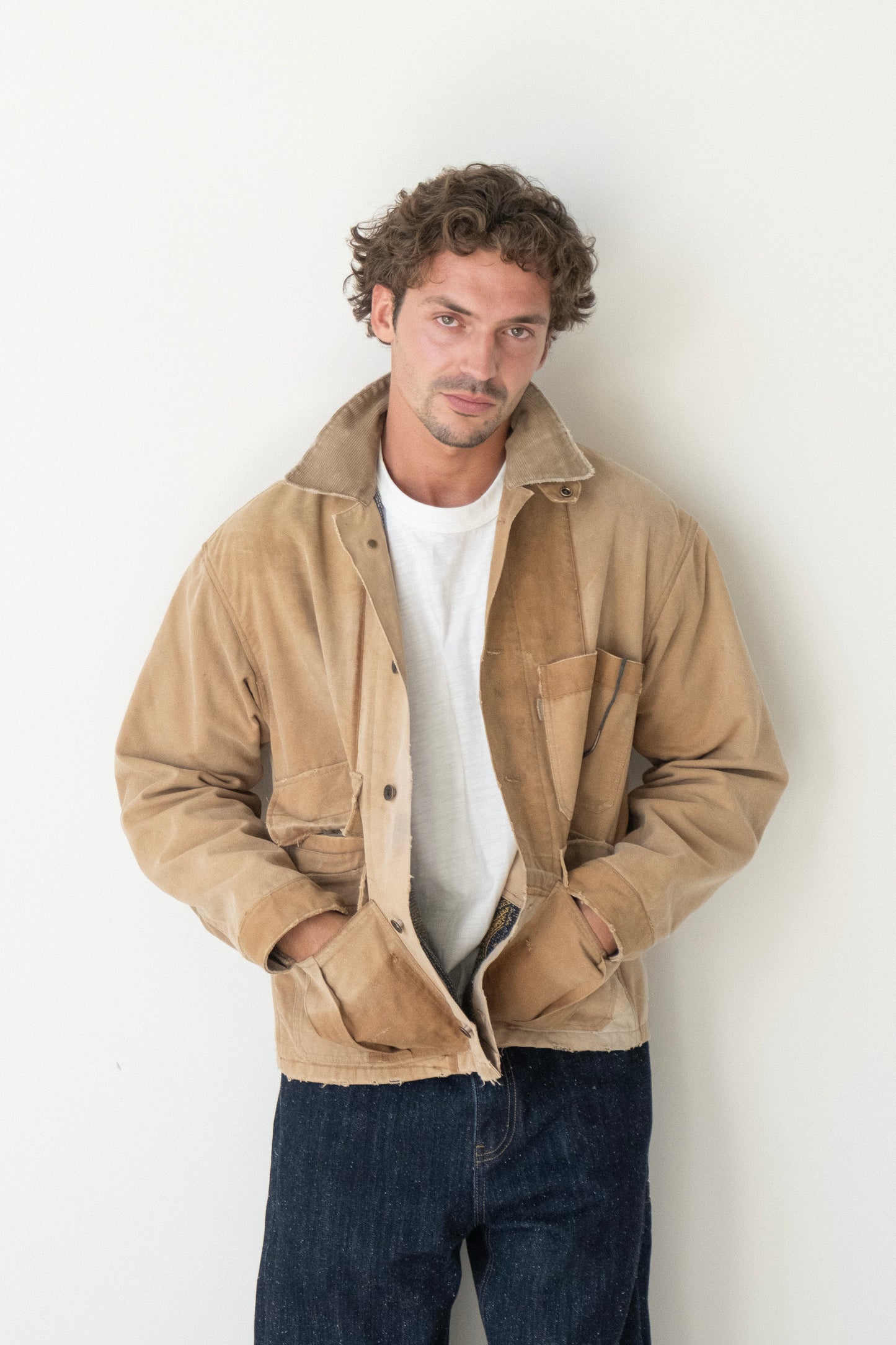 
                  
                    CANVAS HUNTING JACKET
                  
                