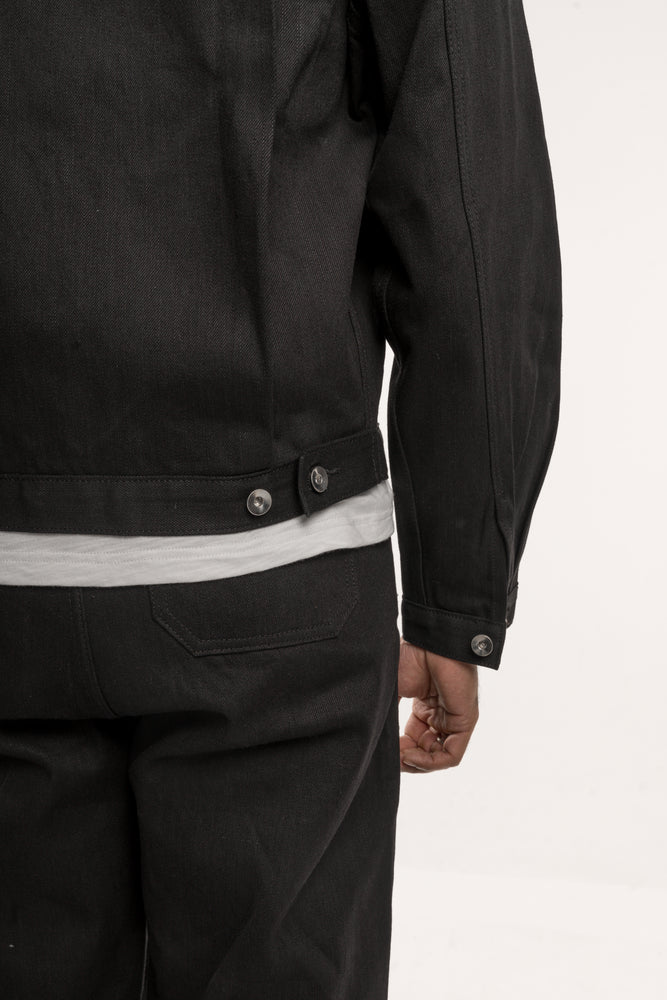 
                  
                    SELVEDGE TYPE ZERO JET BLACK
                  
                