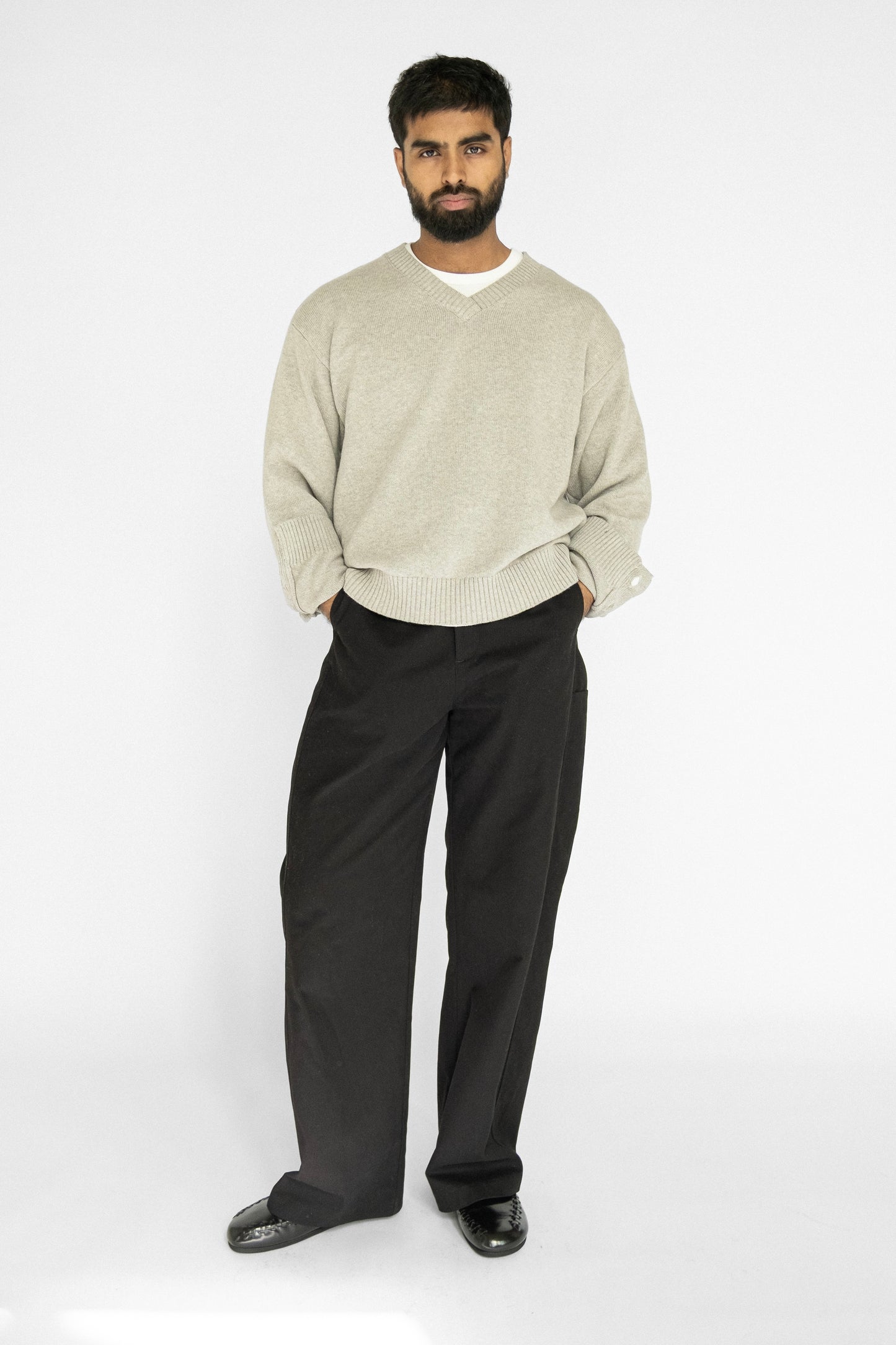 
                  
                    EMILE V-NECK KNIT
                  
                