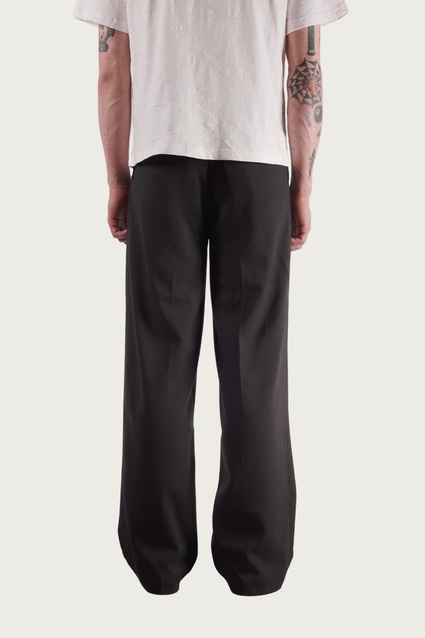 
                  
                    LEWIS TROUSERS BLACK
                  
                