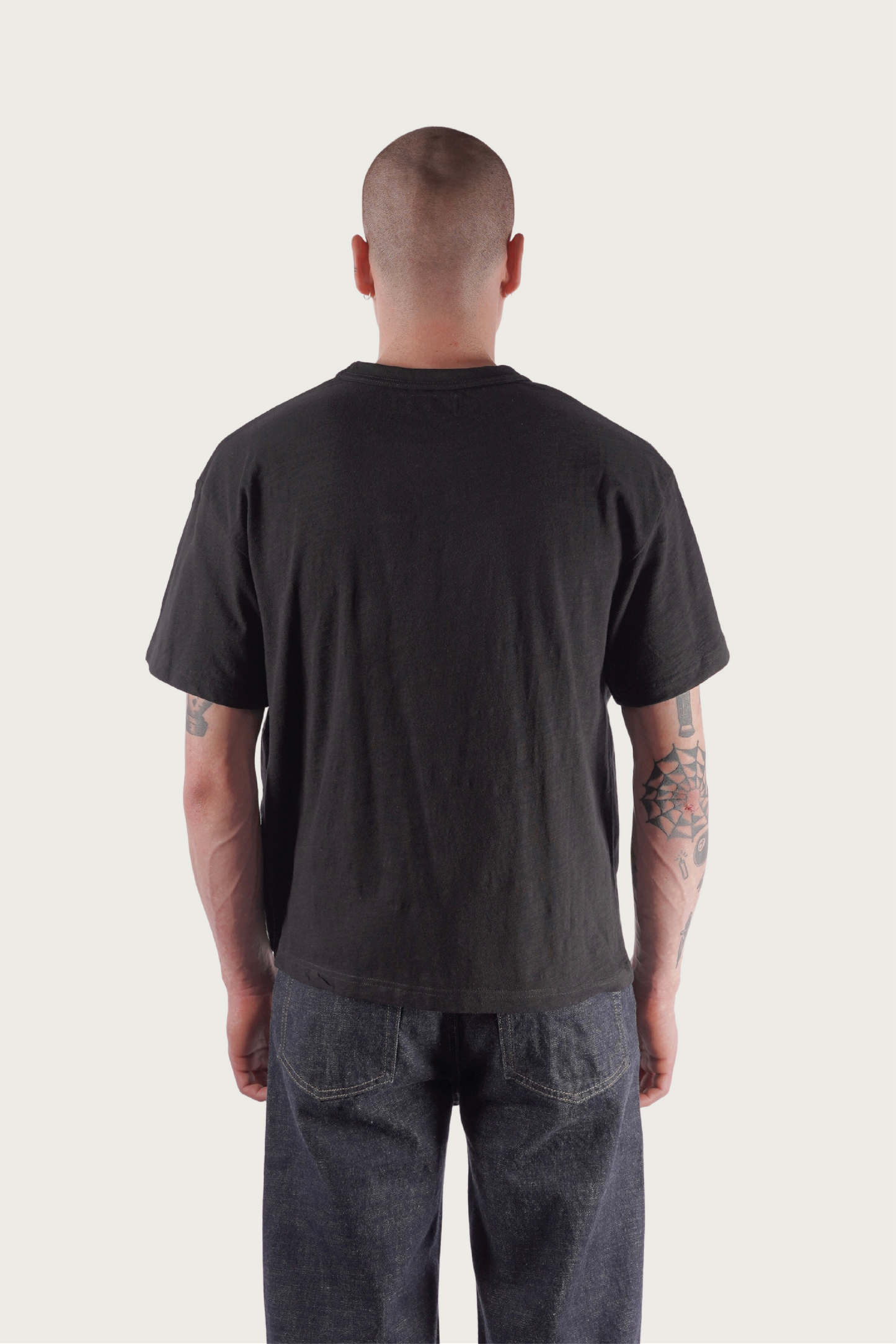 
                  
                    SLUB T-SHIRT BLACK
                  
                
