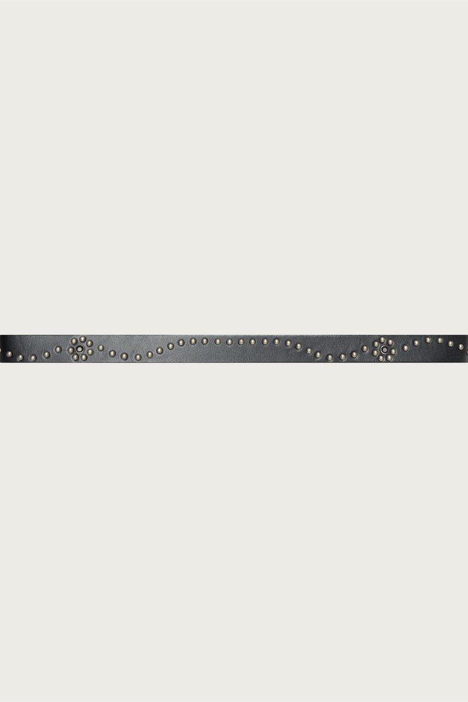 
                  
                    STUDDED BELT BLACK
                  
                