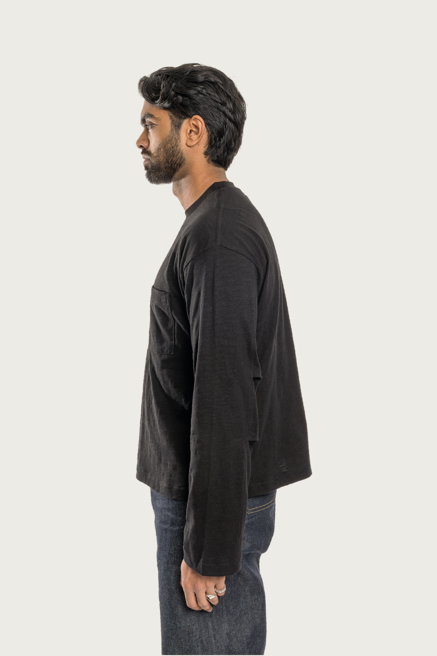 
                  
                    SLUB LONG SLEEVE T-SHIRT BLACK
                  
                